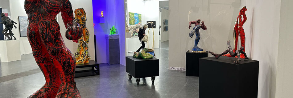 Ausstellungsansicht von der Art Karlsruhe 2025